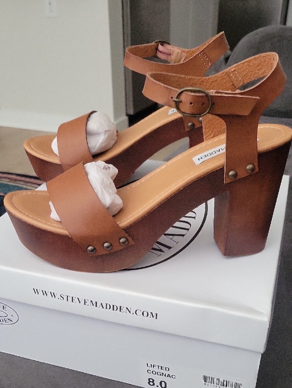 Steve Madden Tan Leather Ankle-Strap Sandals - Picture 3 of 7